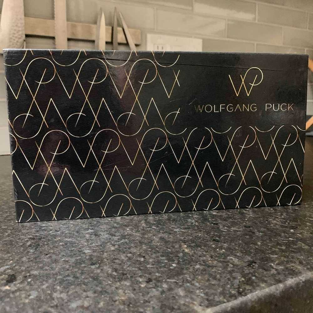 WOLFGANG PUCK Automatic Spice Grinder Set